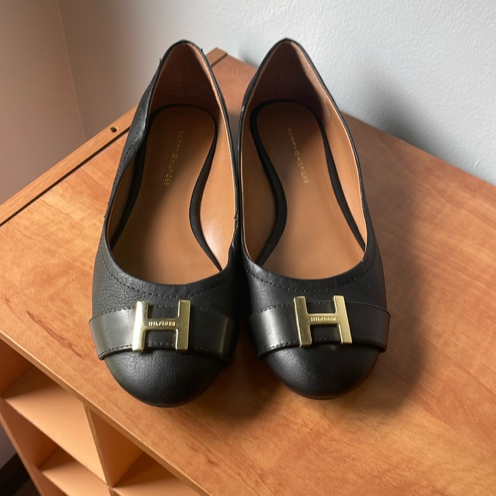 Black leather flat